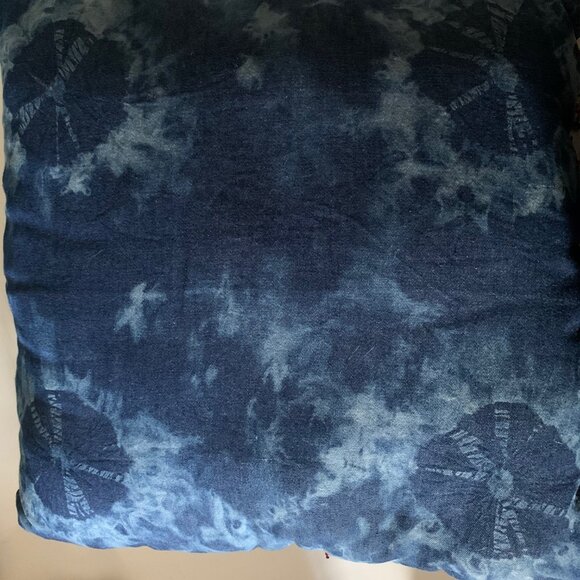 Denim Tie Dye Completely Beaded Throw Pillows 16" Linen N Things USA 100% Cotton - Picture 2 of 5
